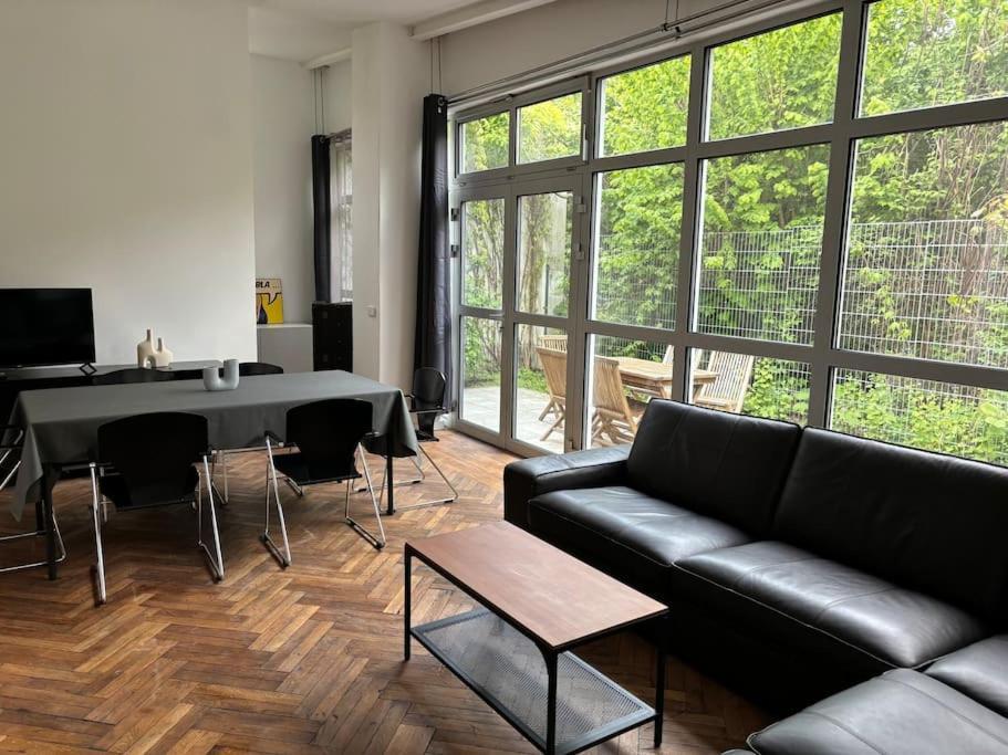 Vakantiehuis Zentrales Gartenhaus Loft In *